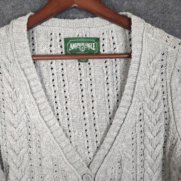 American Eagle Gray Cable Knit Cardigan Sweater Women Size M V-Neck Button Front - Picture 6 of 11